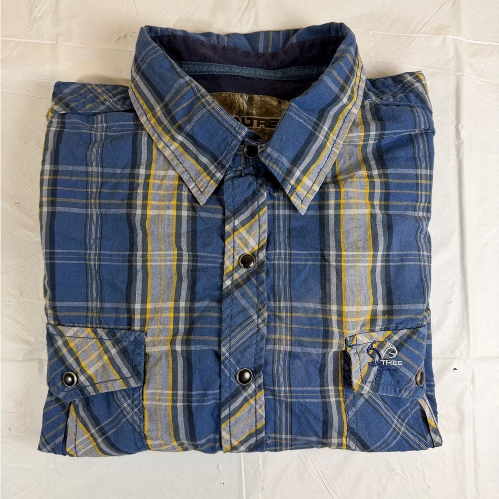 Realtree Blue‎ Plaid Black Snap Shirt with Yellow and Gray Stripes